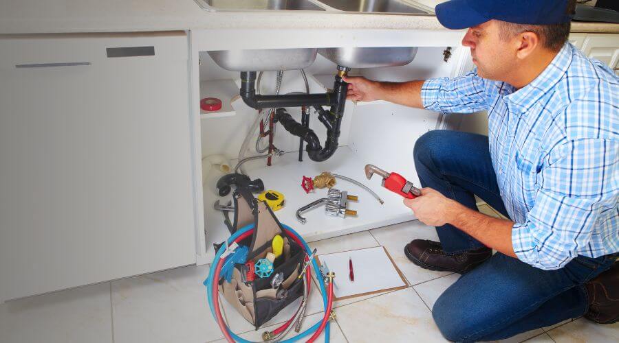 Expert burst pipe repair services in Bridgeport, IL